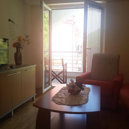 Gjole Apartments Lagadin Extérieur photo
