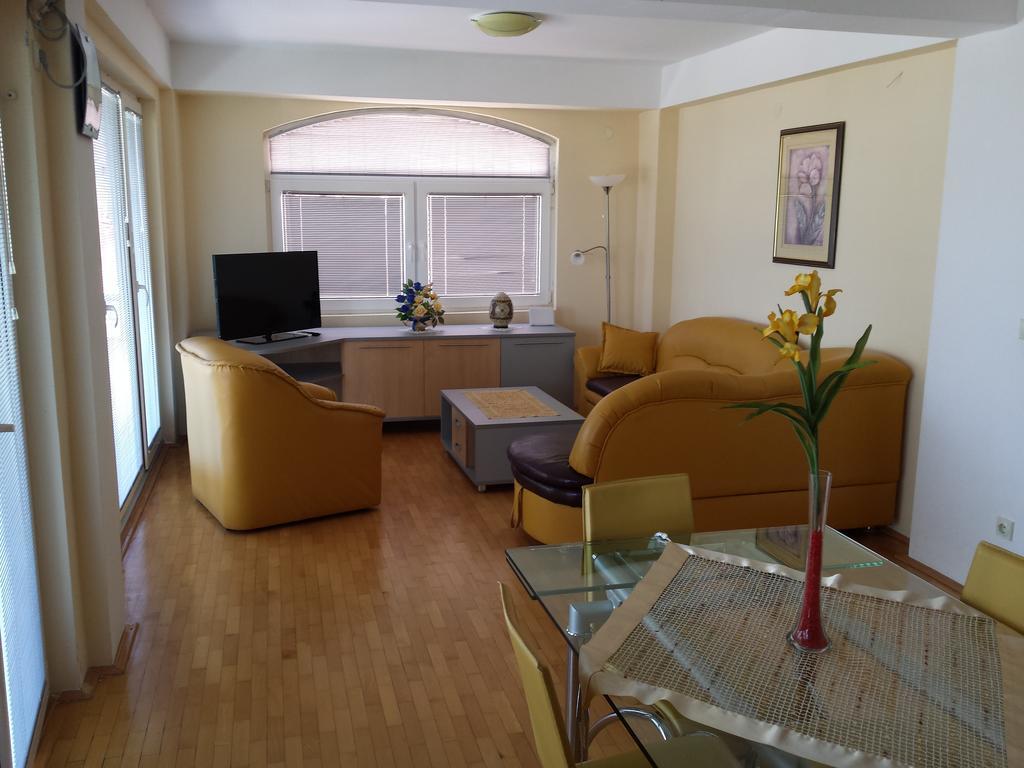 Gjole Apartments Lagadin Chambre photo